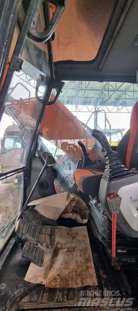 Doosan DX140LC-5 Crawler excavators