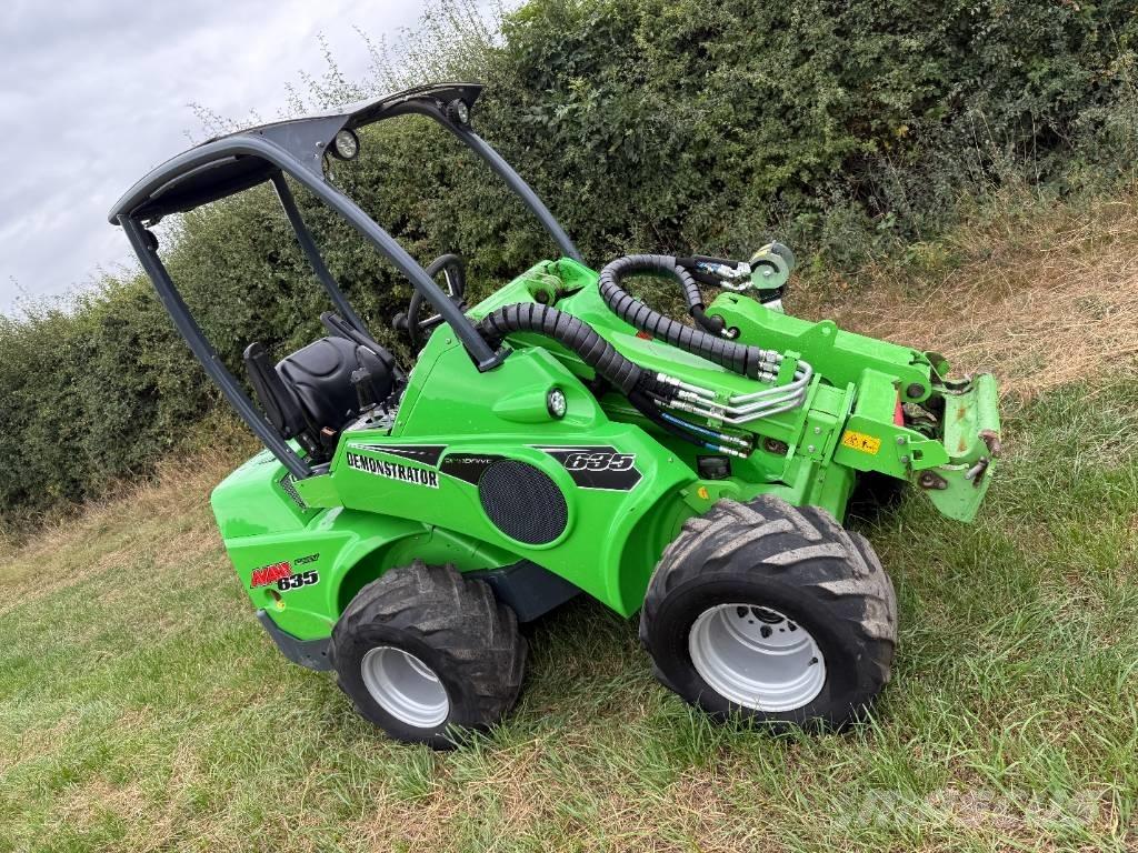 Avant 635 Mini loaders