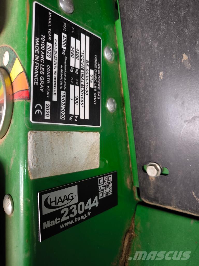 John Deere V461M Round balers