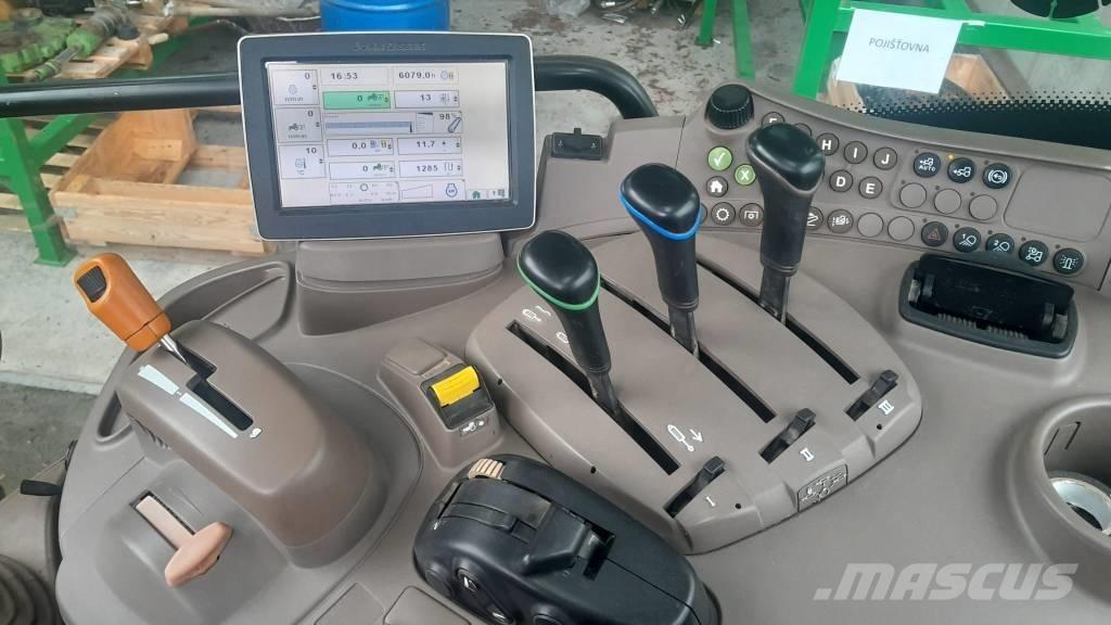 John Deere 6105 R Tractors