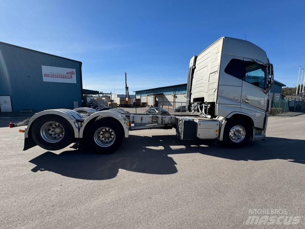 Volvo FH 16 750 Chassis Cab trucks