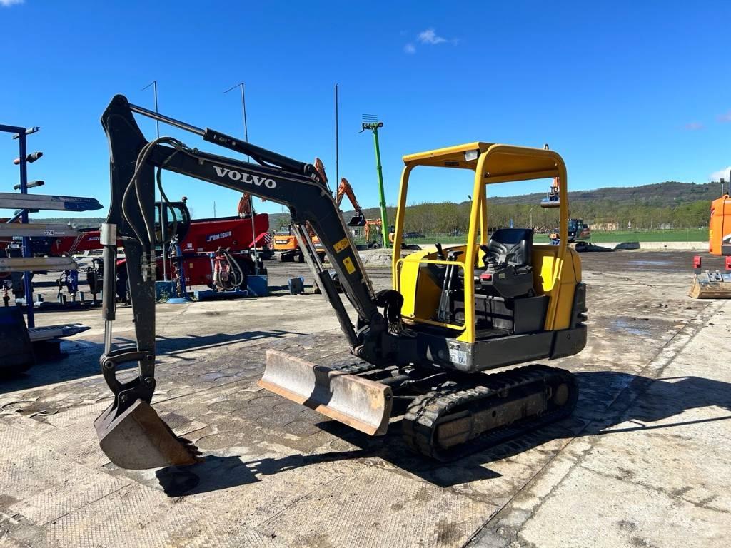 Volvo EC 25 Mini excavators < 7t (Mini diggers)