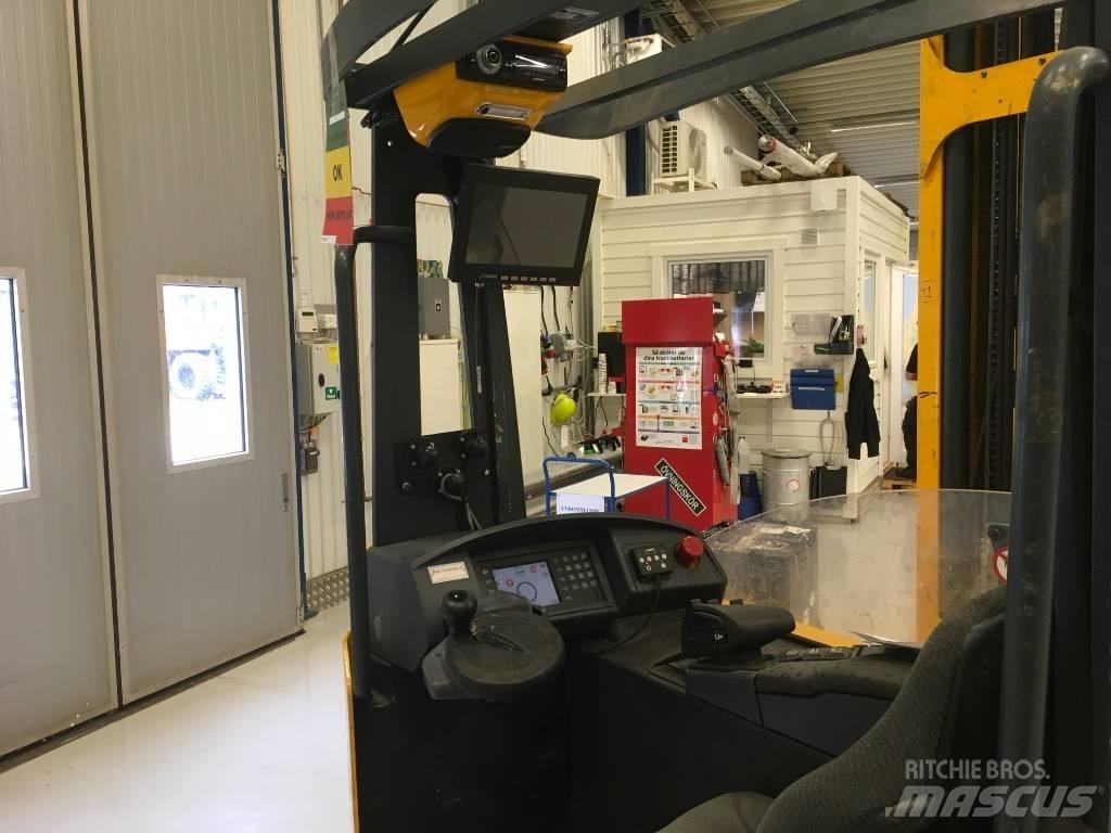 Jungheinrich ETV 216 Reach trucks