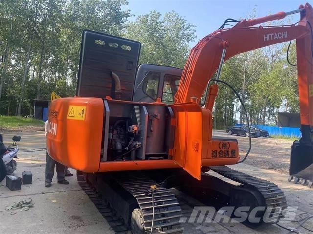 Hitachi EX120 Crawler excavators