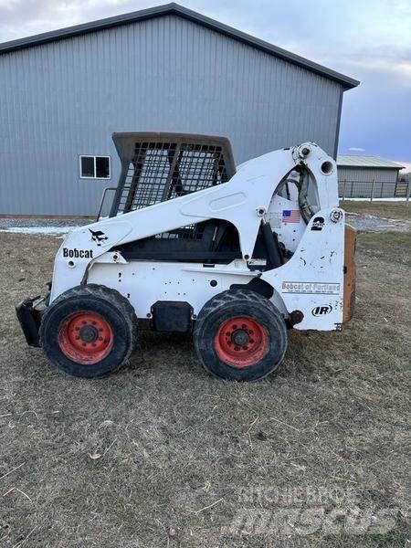 Bobcat S250 Skid steer loaders