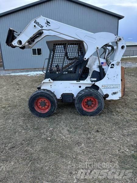 Bobcat S250 Skid steer loaders