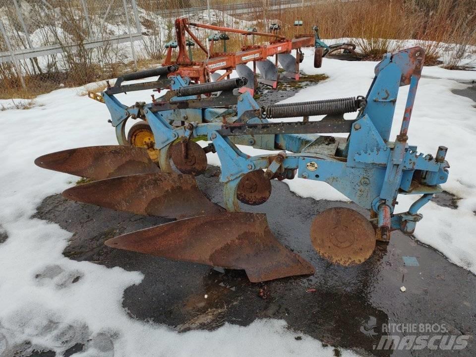 Överum 3-siipinen Conventional ploughs