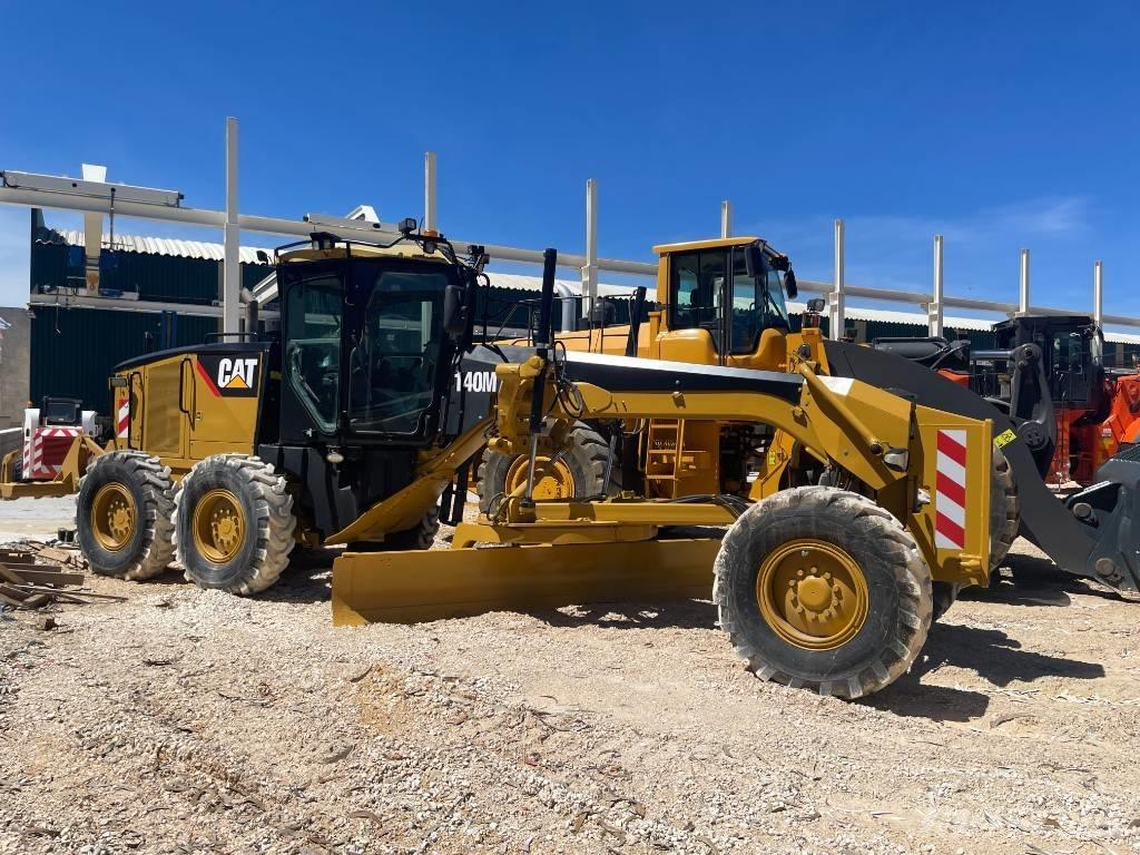 CAT 140 M Graders