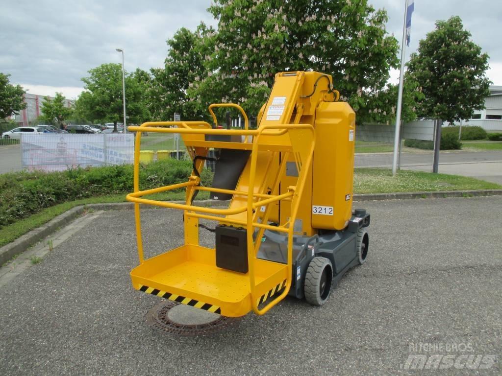 Haulotte Star 10 Compact self-propelled boom lifts