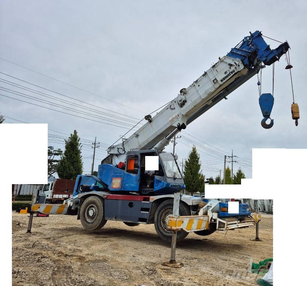 Komatsu LW 250-5 Rough terrain cranes