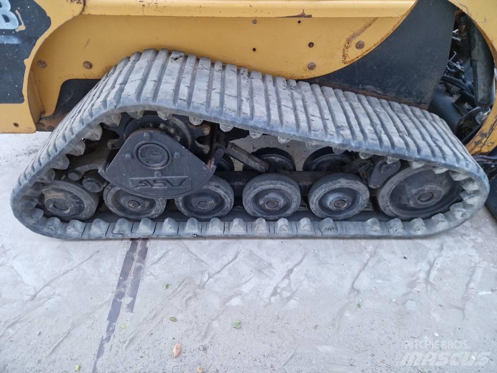 CAT 247 B Skid steer loaders