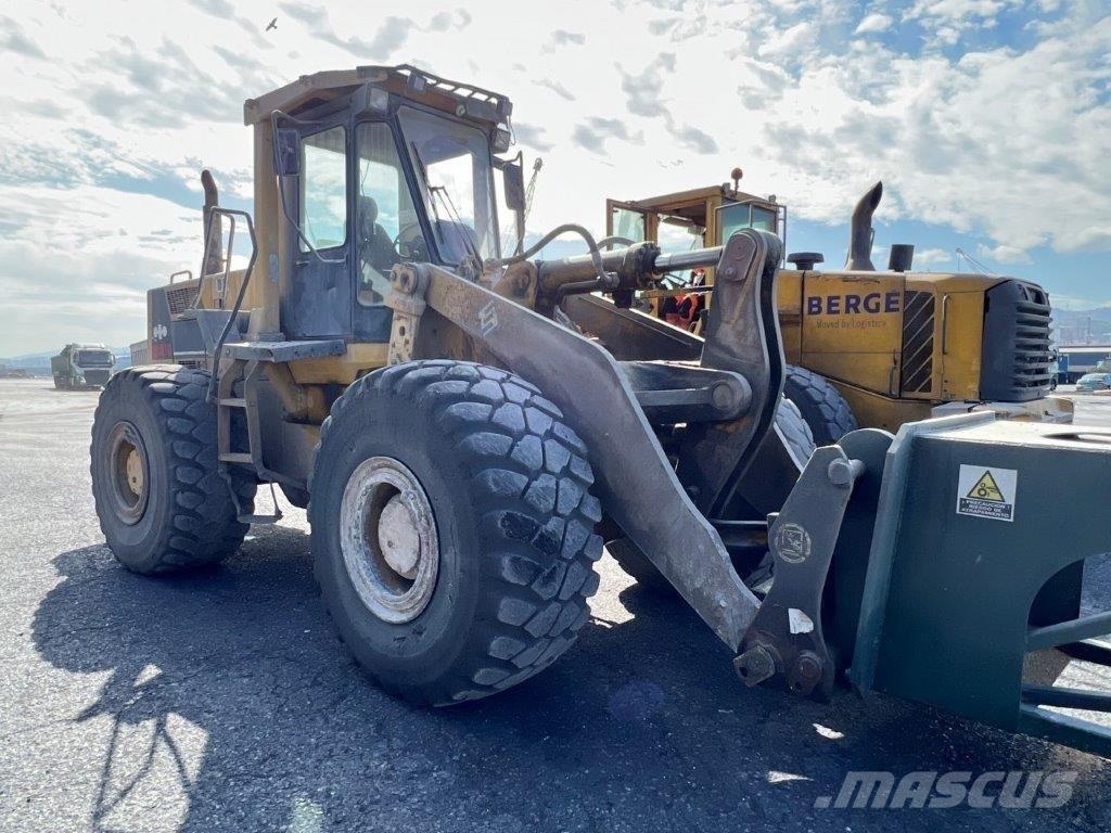 Komatsu WA 470-1 Wheel loaders