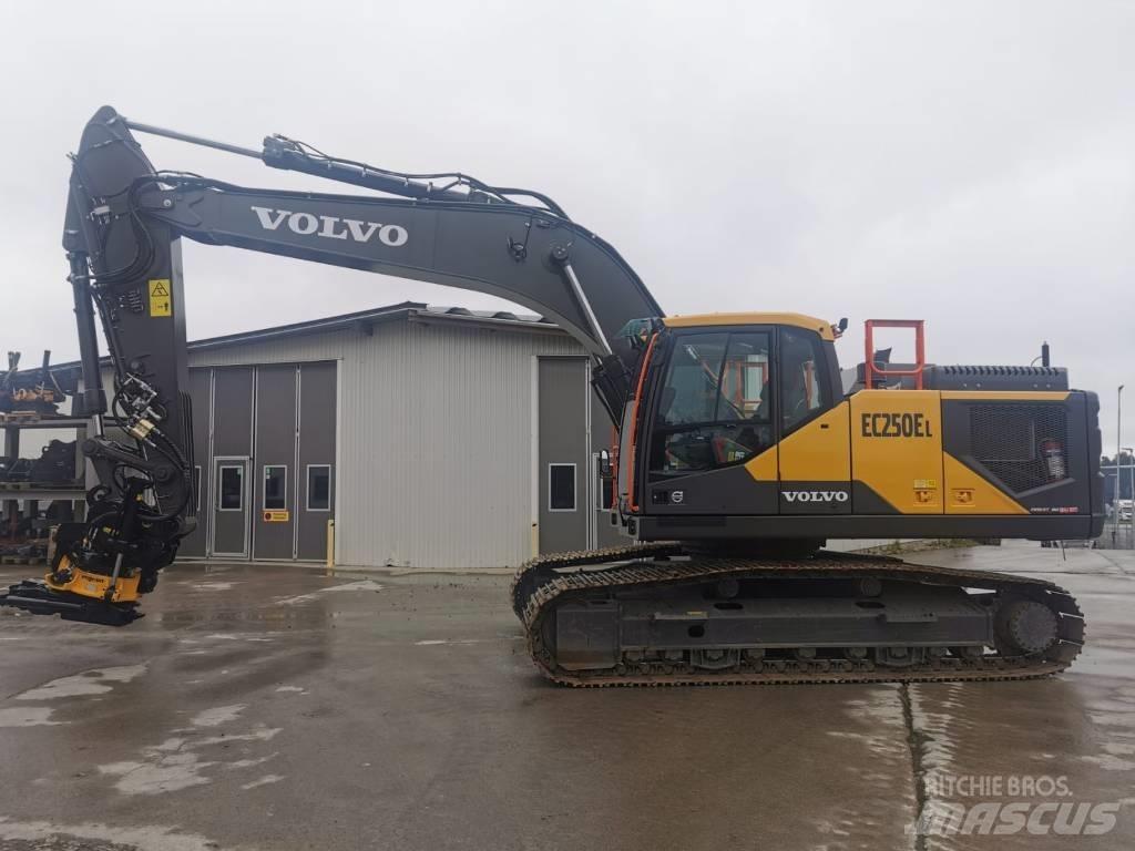 Volvo EC250EL Crawler excavators