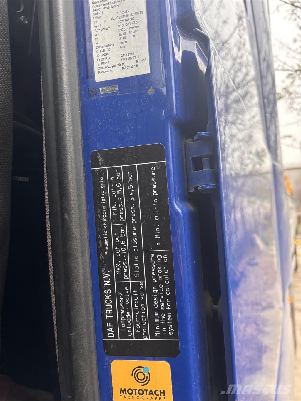 DAF XF 105.460 Tractor Units