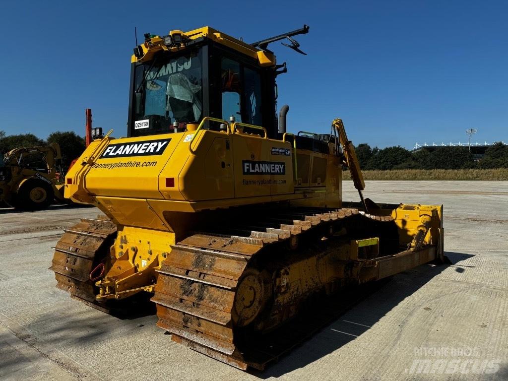 Komatsu D 65 PXi Crawler dozers