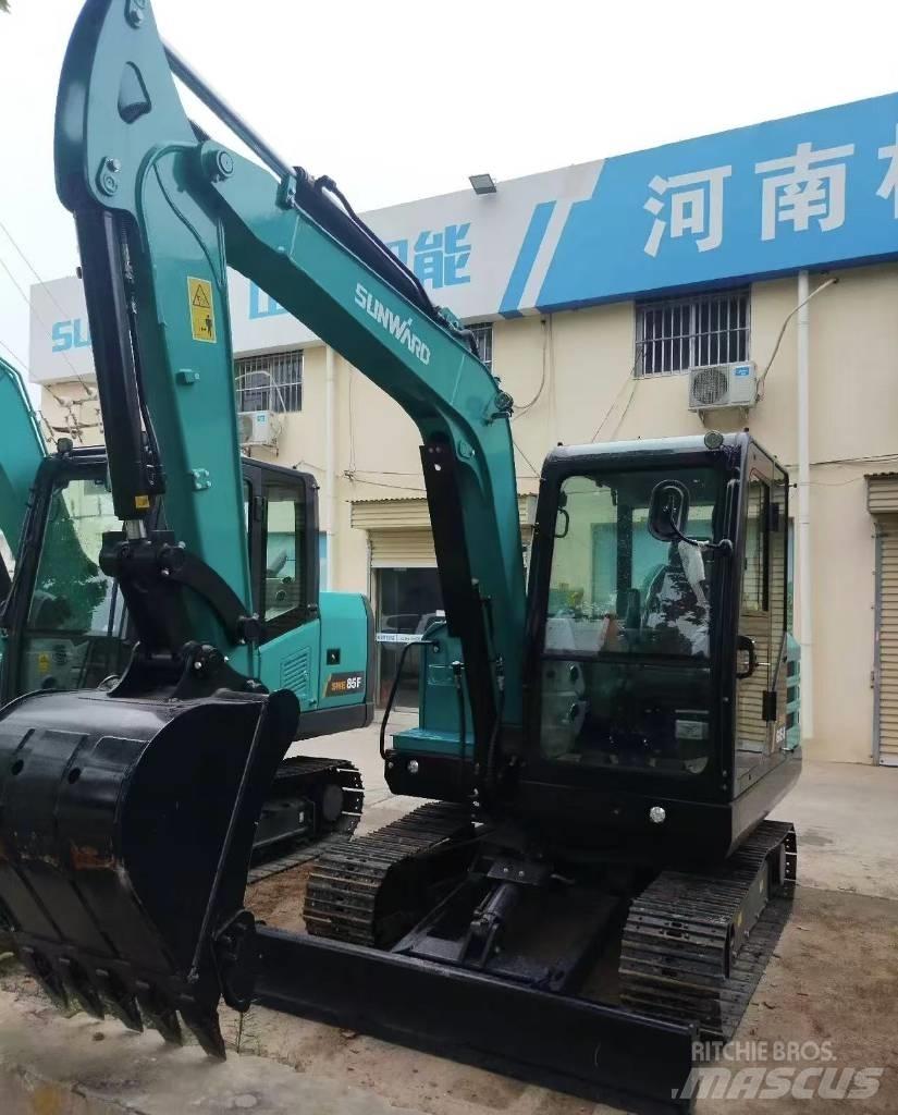Sunward 60 Crawler excavators
