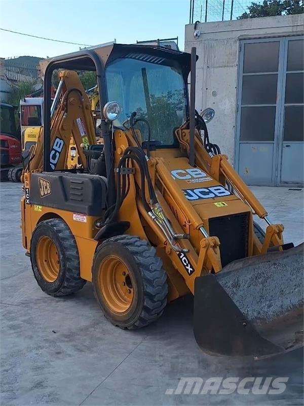 JCB 1CX Backhoe loaders