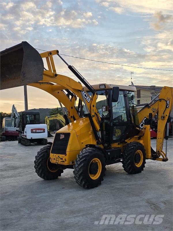 JCB 2CX Backhoe loaders