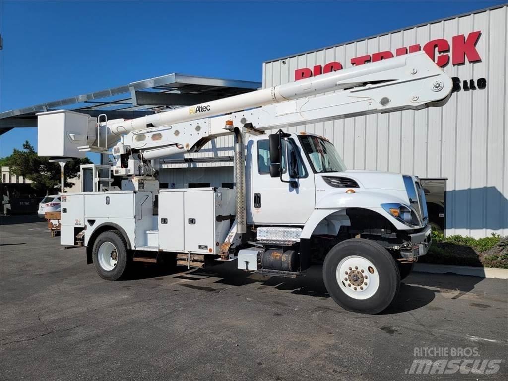 Altec AN55E Truck & Van mounted aerial platforms