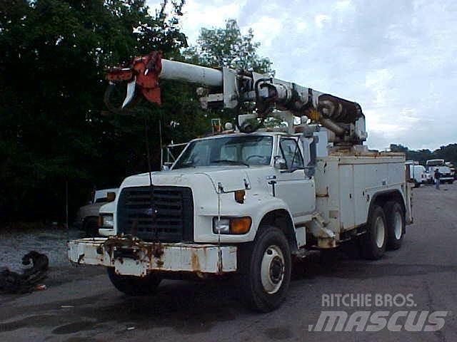 Altec D1000BR Mobile drill rig trucks
