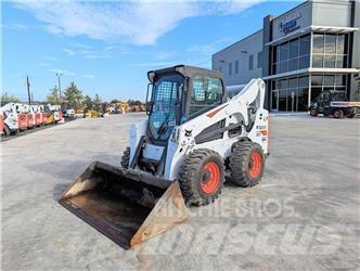 Bobcat S740 Skid steer loaders