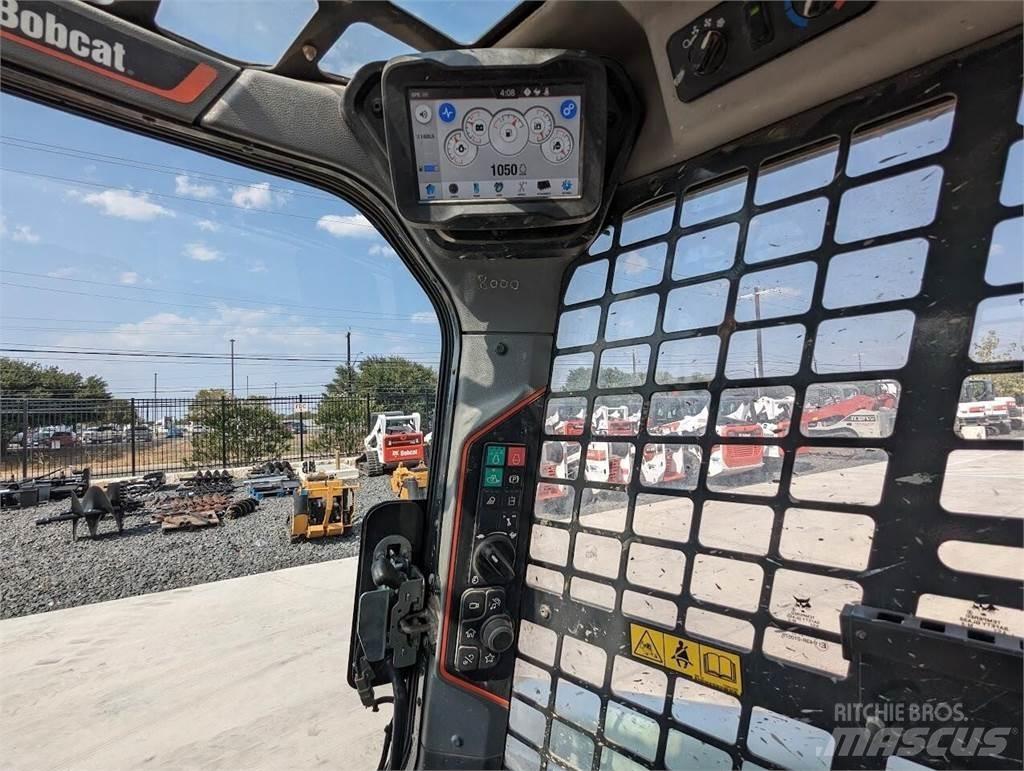 Bobcat S76 Skid steer loaders
