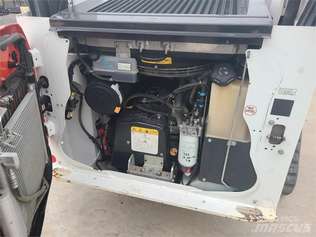 Bobcat T76 Skid steer loaders