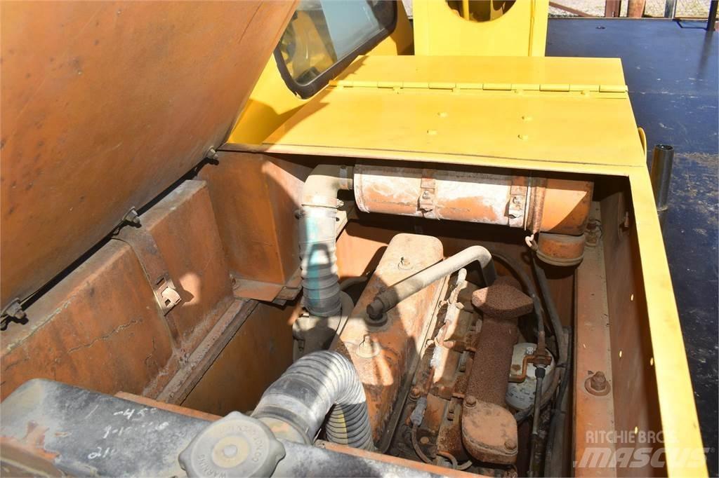 CASE 3330B Rough terrain cranes
