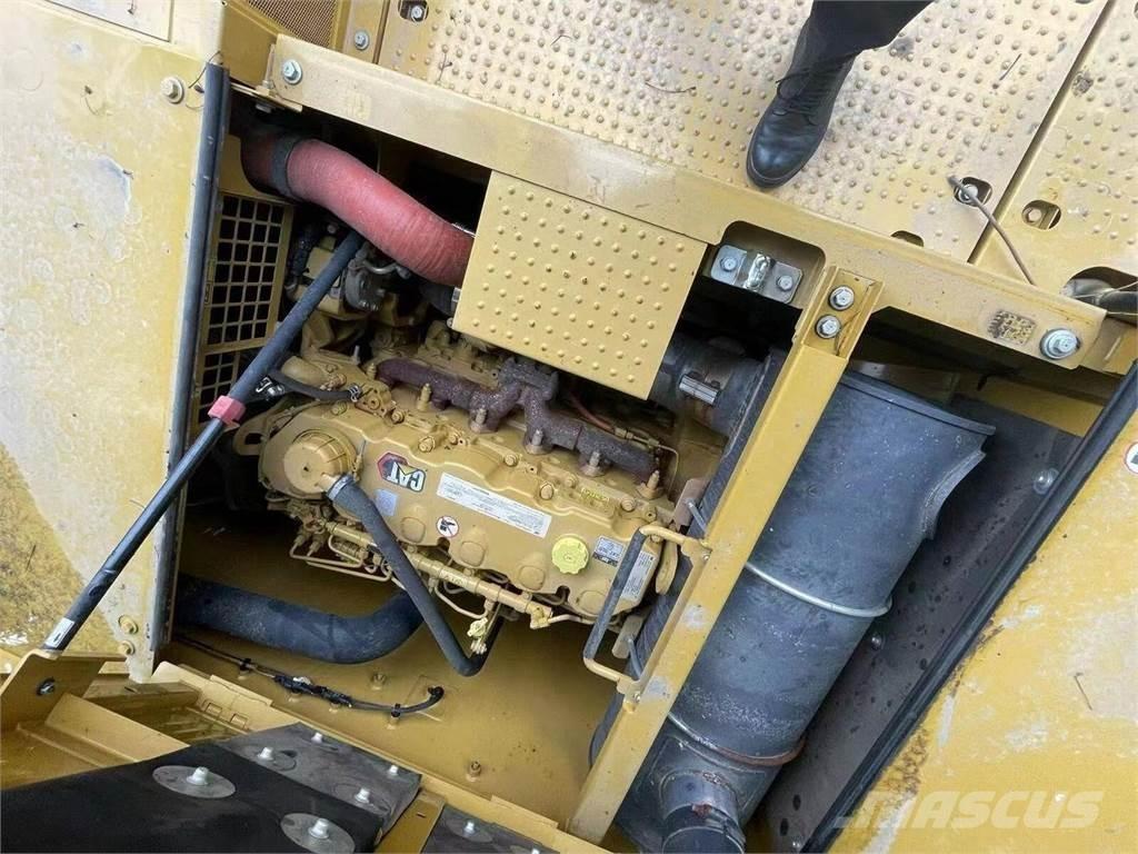 CAT 336 Crawler excavators