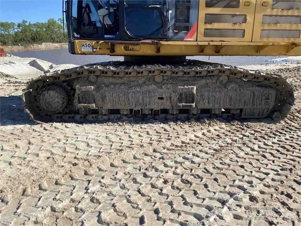 CAT 374FL Crawler excavators