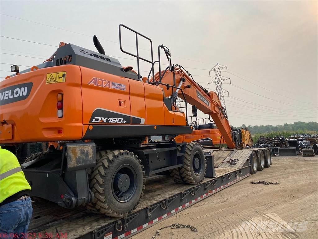 Develon DX190W-5 Wheeled excavators