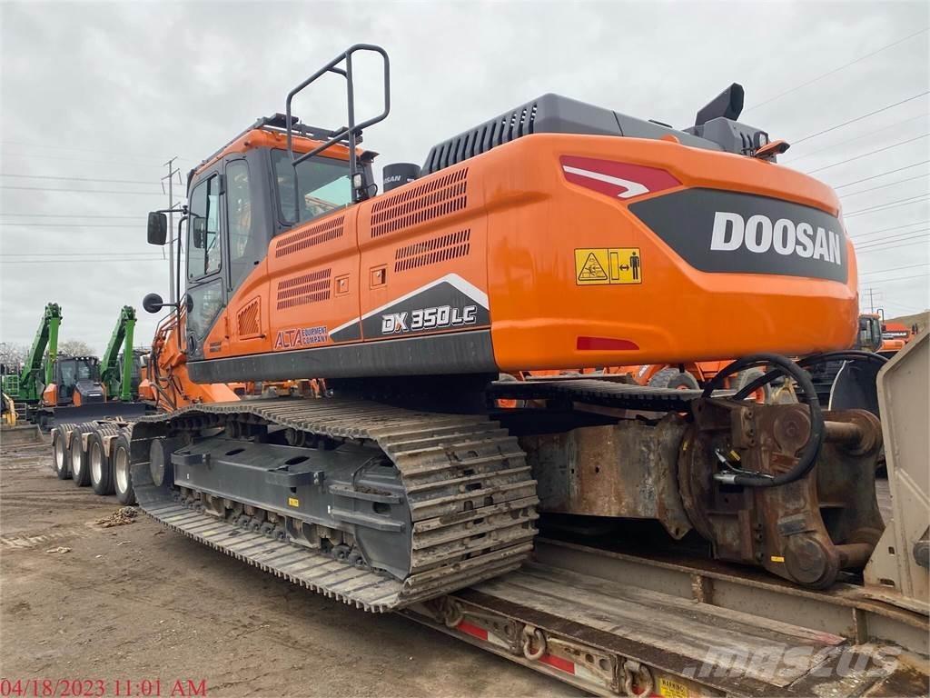 Develon DX350 LC-7 Crawler excavators
