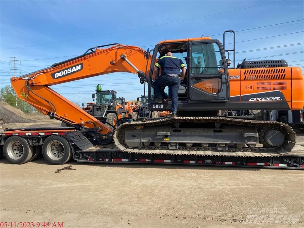 Doosan DX225 LC-5 Crawler excavators