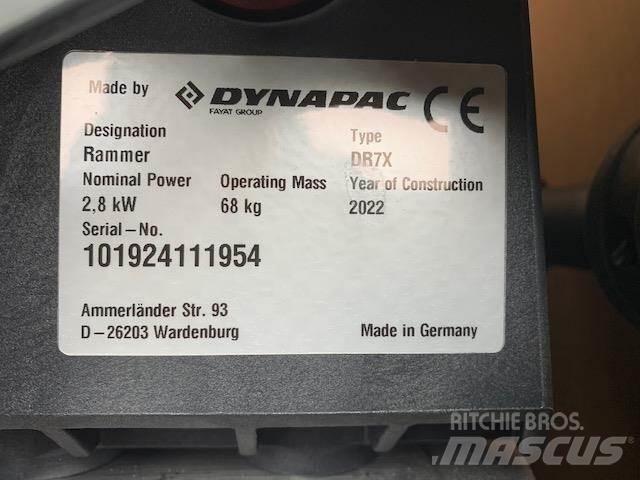 Dynapac DR7X Towed vibratory rollers