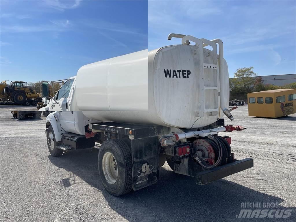 Ford F650 XL SD Water tankers