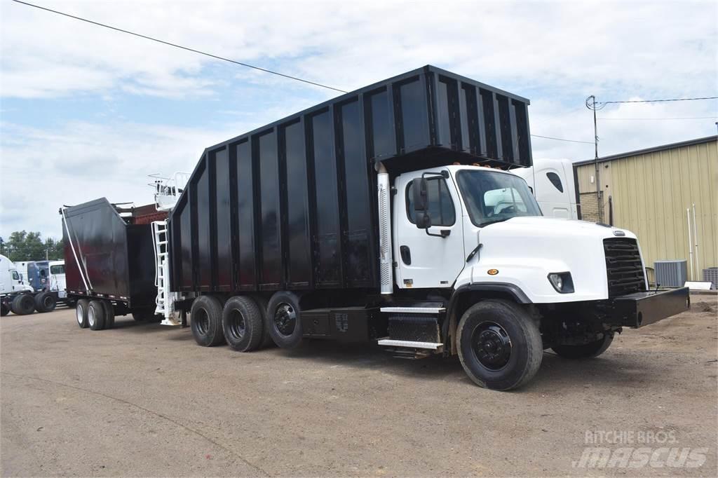Freightliner 114SD Crane trucks