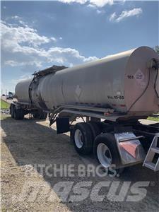Fruehauf  Asphalt thermal containers
