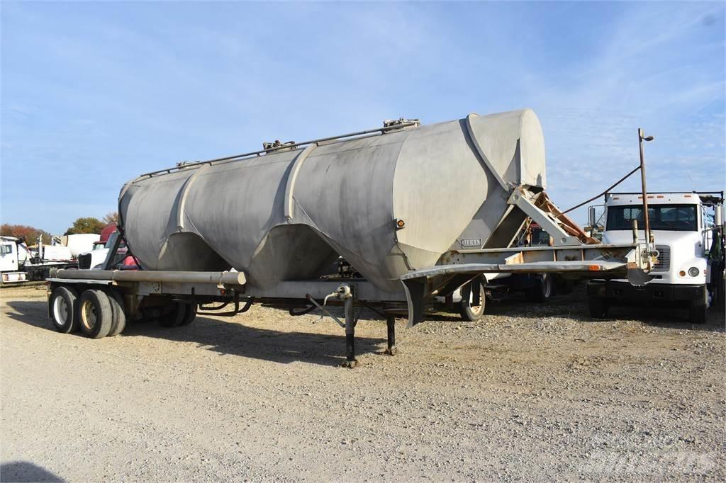 Heil  Tanker trailers