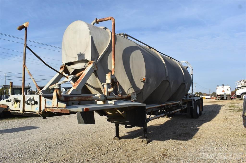 Heil  Tanker trailers