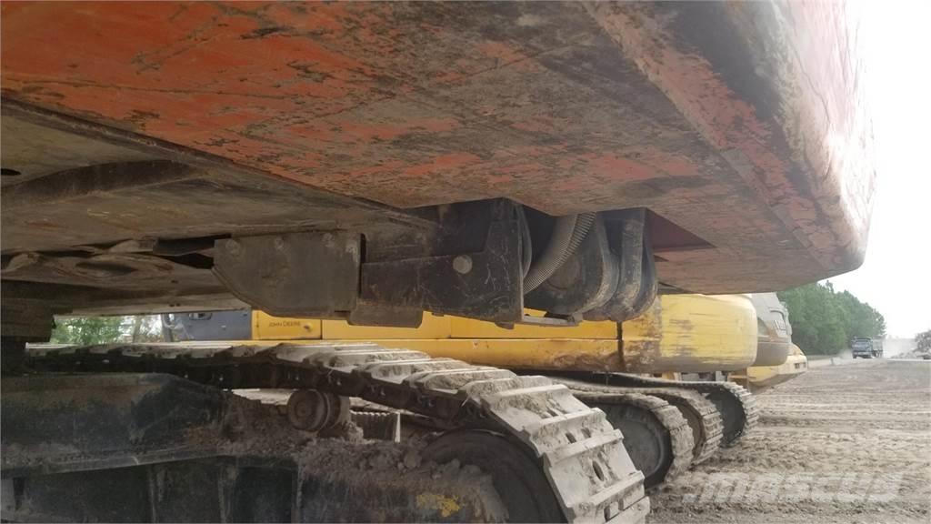 Hitachi ZX670 LC-5B Crawler excavators
