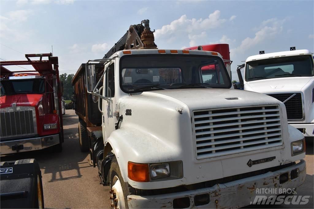 International 4900 Crane trucks