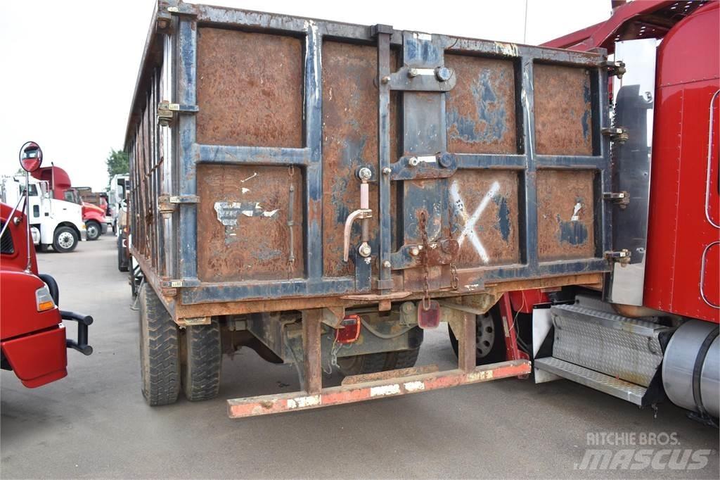 International 4900 Crane trucks