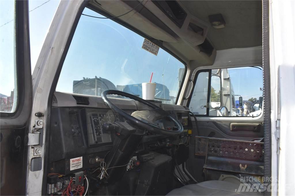 International 4900 Crane trucks