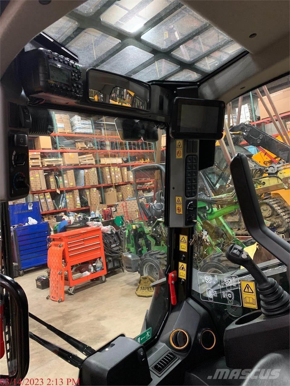 JCB 2TS-7T Skid steer loaders