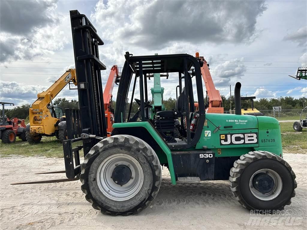 JCB 930 Rough terrain trucks
