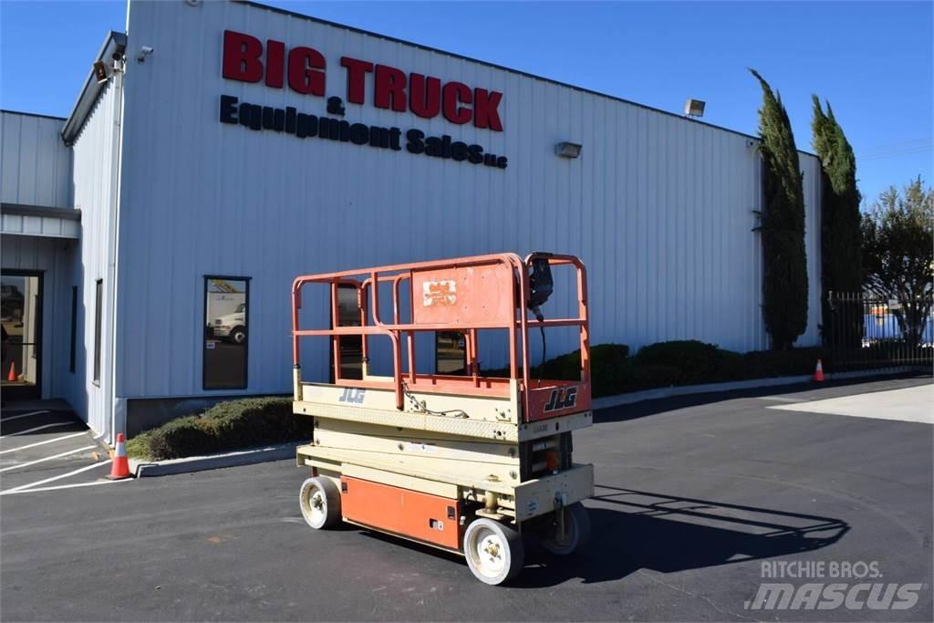 JLG 2033E Scissor lifts