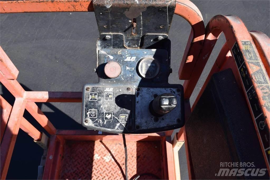 JLG 2033E Scissor lifts