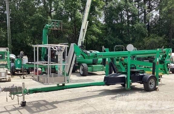 JLG T500J Trailer mounted aerial platforms