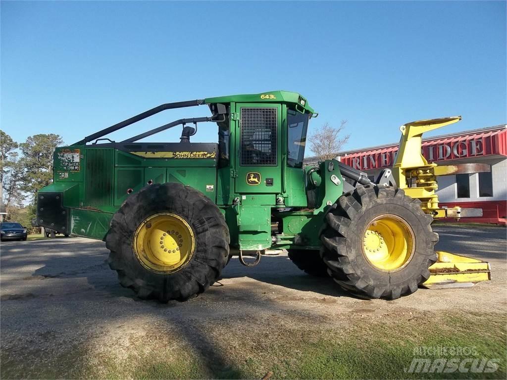 John Deere 643L Feller bunchers