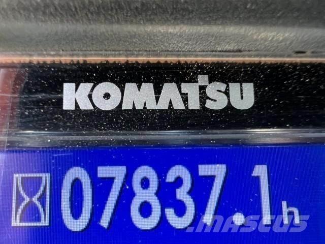 Komatsu D65PX-18 Crawler dozers